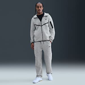 Nike Tech Men's Open-Hem Fleece Trousers. Nike SI